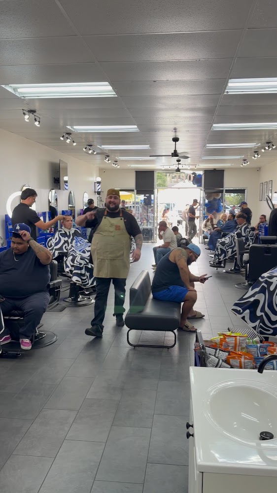 A’s Barber Studio view 2