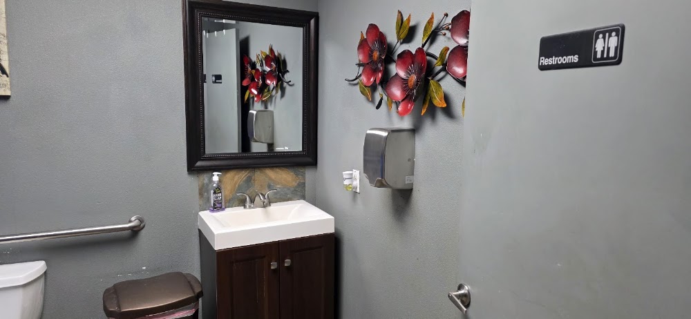Above The Rest Barber and Beauty Salon LLC view 5