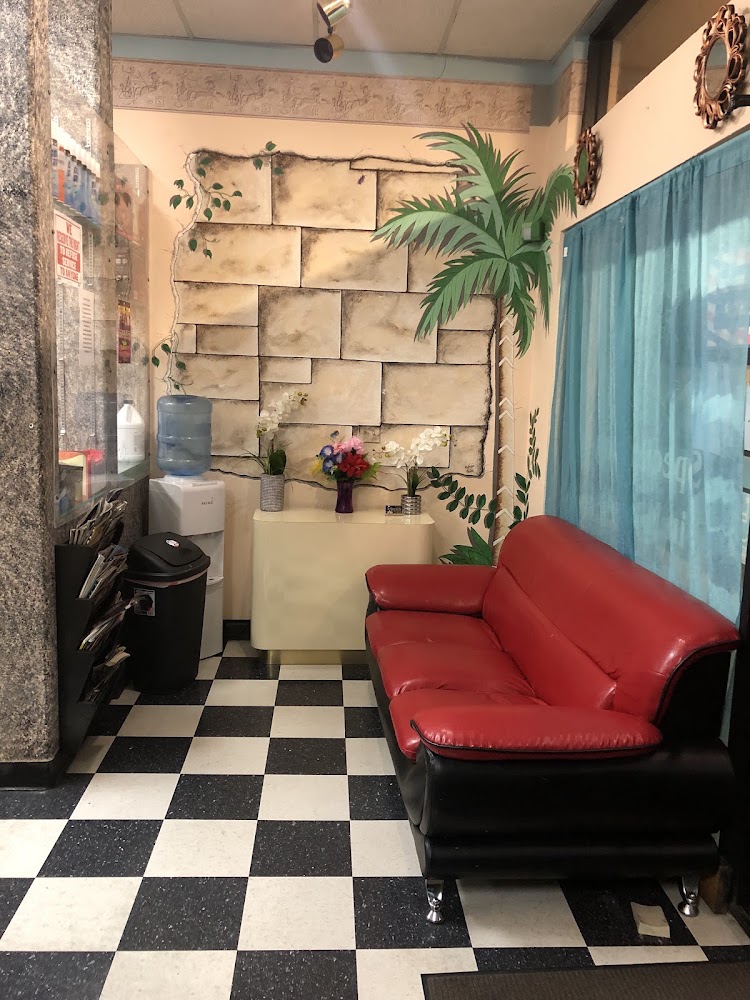 Ajeet Mundan & Barber Shop view 4