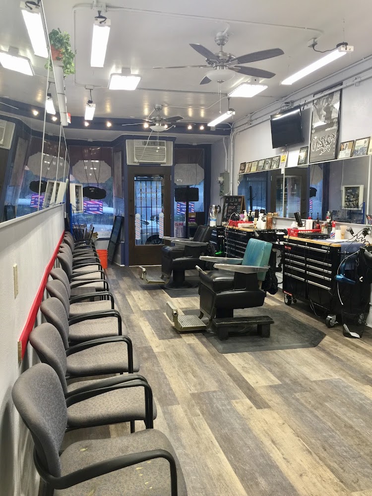 Al's Barber Shop view 4