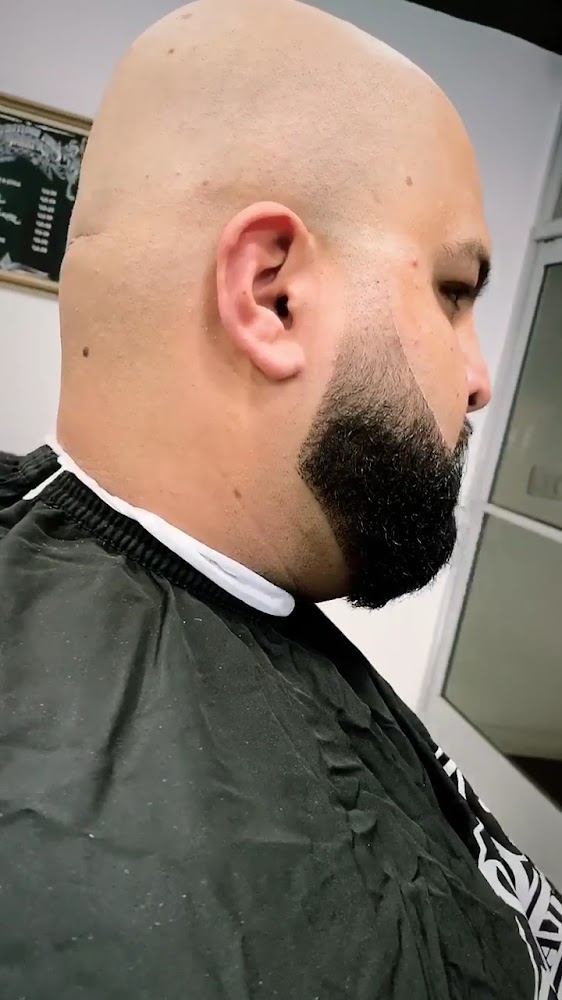 Ambitious Edge Barbershop San Clemente view 2