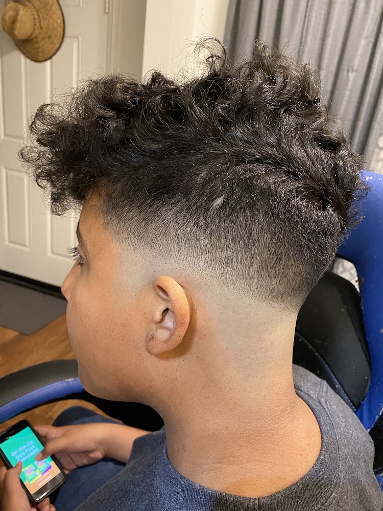 Ambitiouz Barbershop view 5