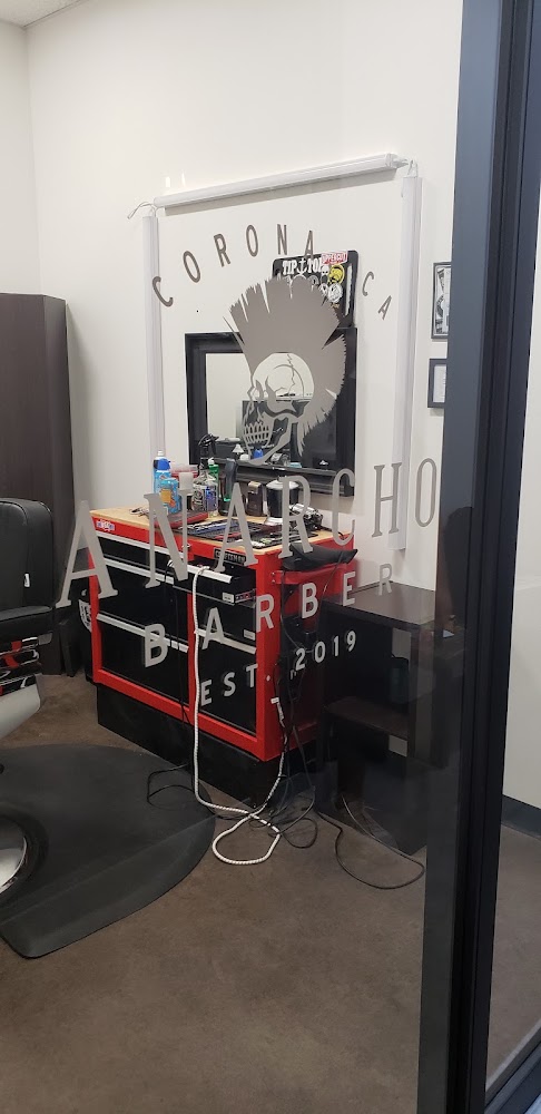 Anarcho Barber view 3