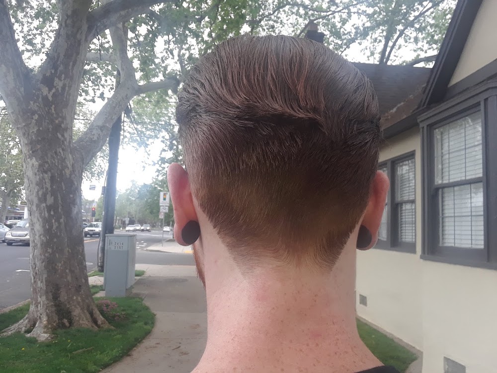 Anthony's Barbershop view 3