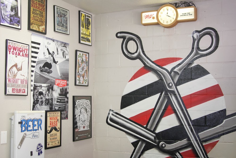 Anthony's Barbershop view 4