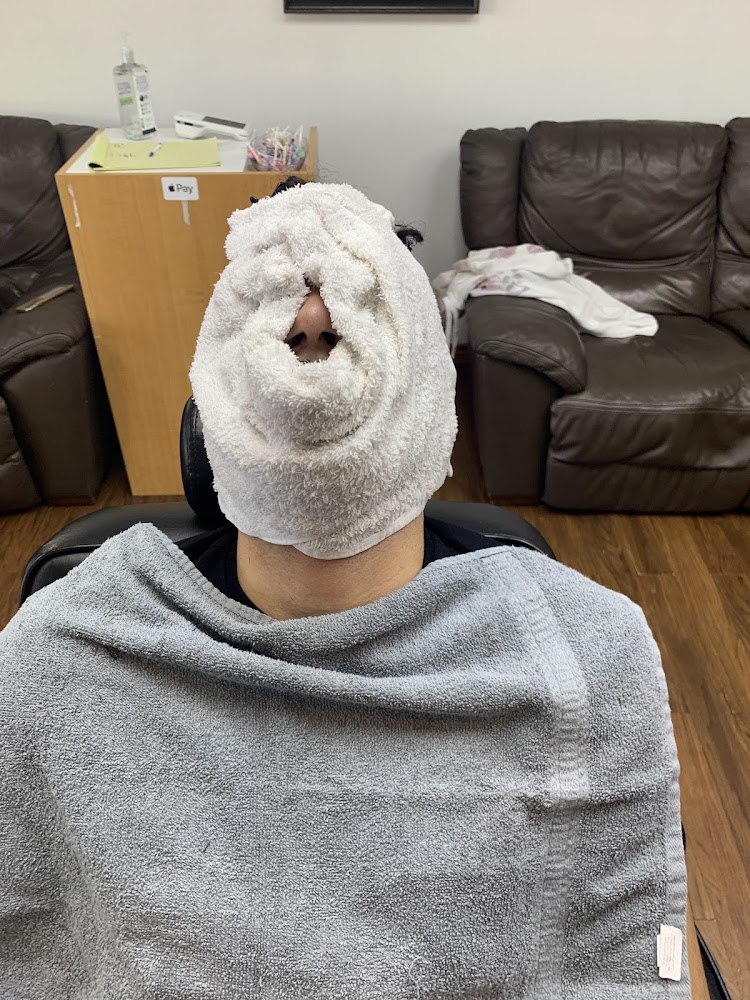 Areedo Barbershop view 4