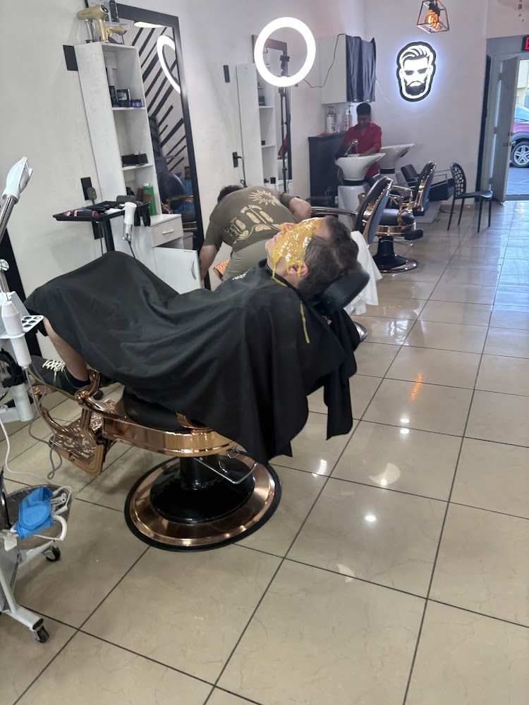 Barbershop Classic LA view 5