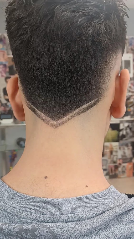 beauty & the blade hair studio view 3