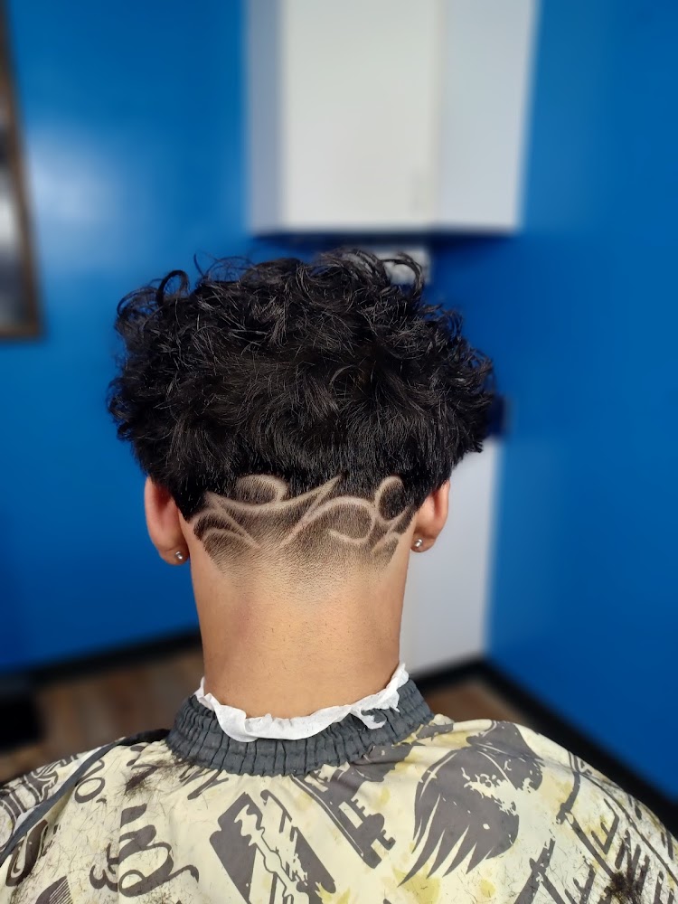 beauty & the blade hair studio view 4