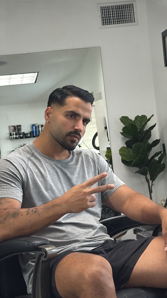 Behdad Salon - Irvine view 4