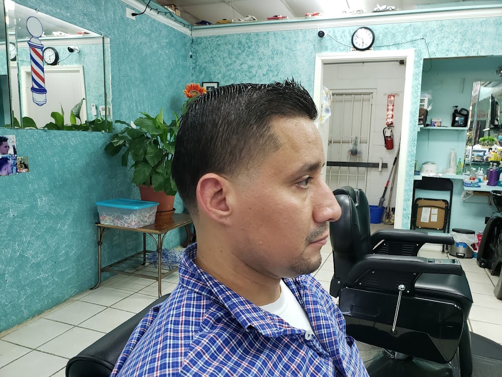 Best Cut By Jackie view 5