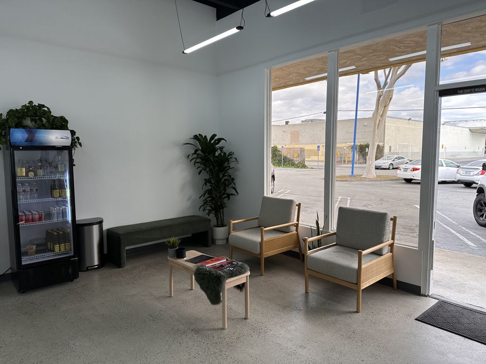 Blends Barbershop OC view 5