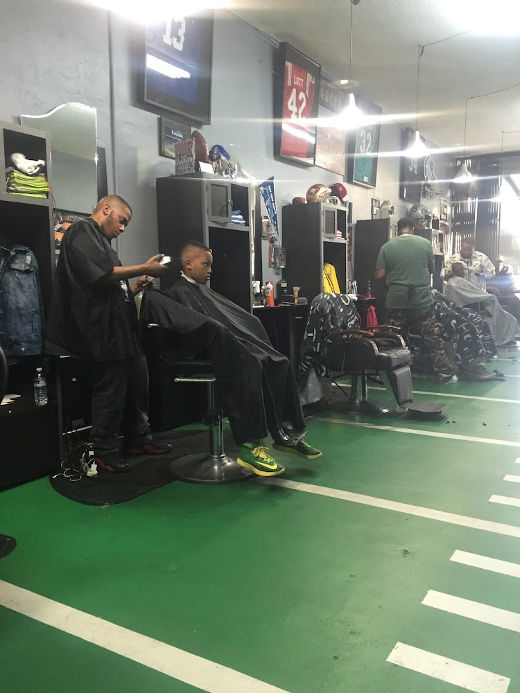 BLITZ BARBER SHOP LLC view 4