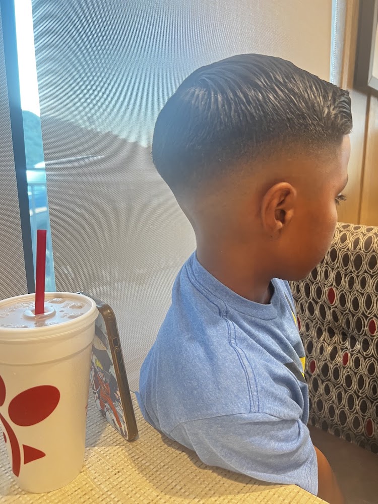 Blur. Barbers Club view 4