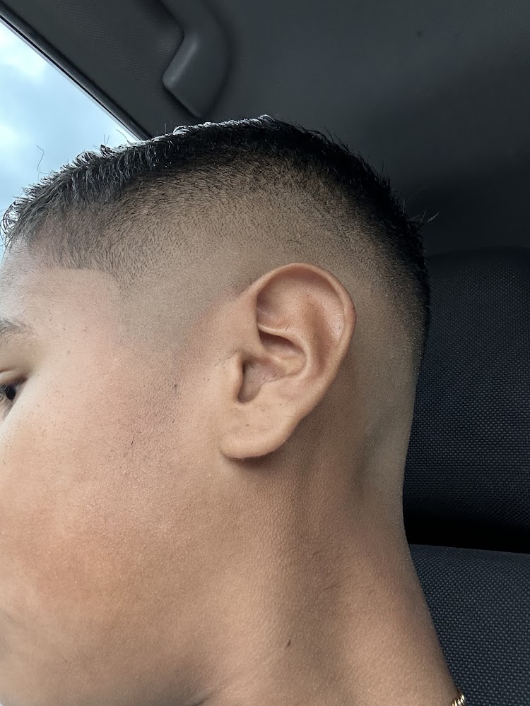 Blur. Barbers Club view 5