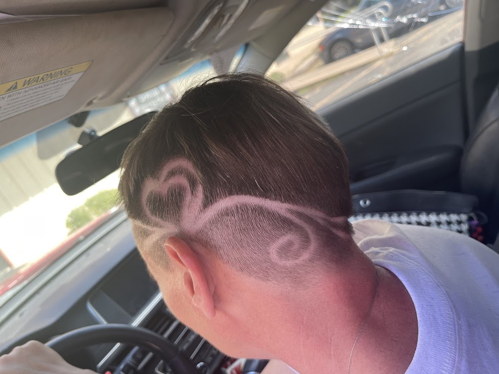 Braxton's Barber Shop view 3