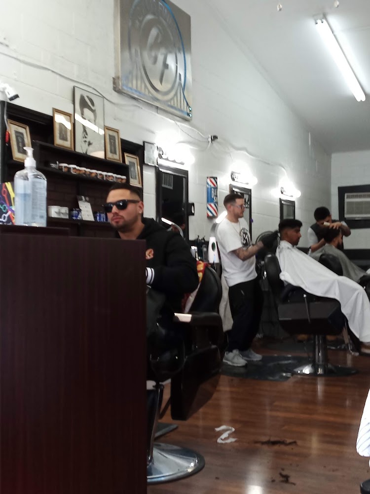 Calis Finest Barbershop view 3