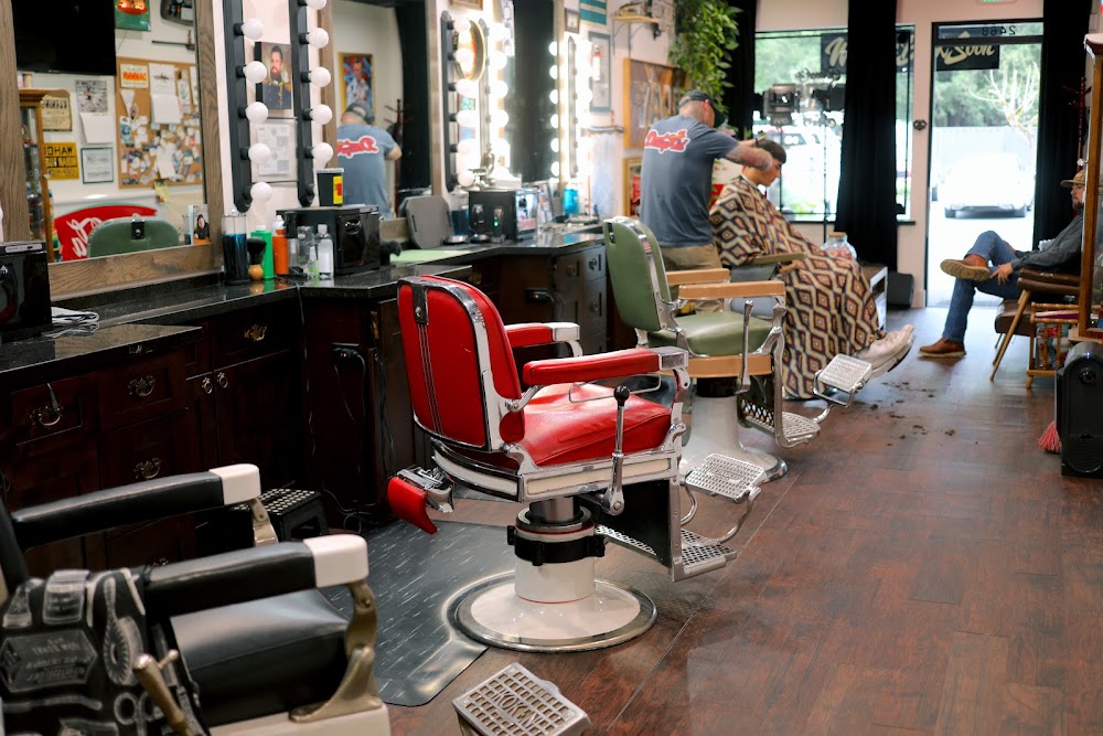 Chuck's Barbershop view 4