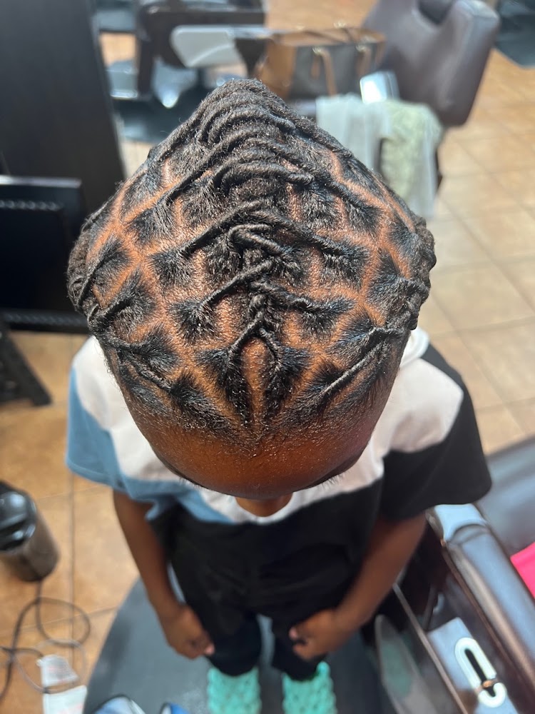 Chuck's World Class Barber Shop & Salon view 4