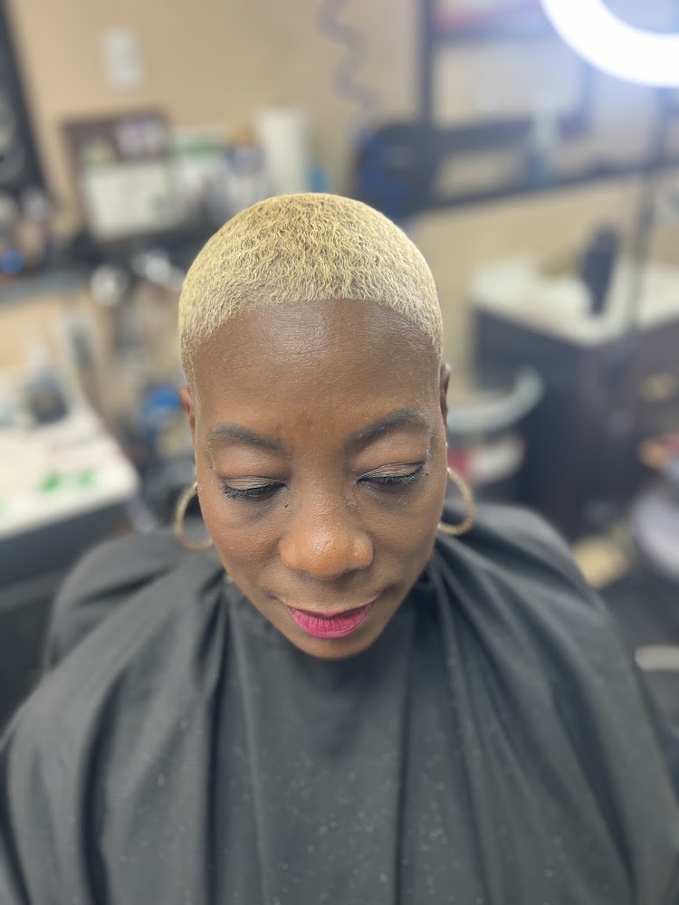 Clark's Professional Mobile Cuts view 5