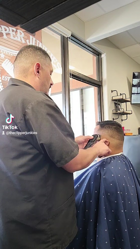 Clipper Junkies Barbershop primary photo
