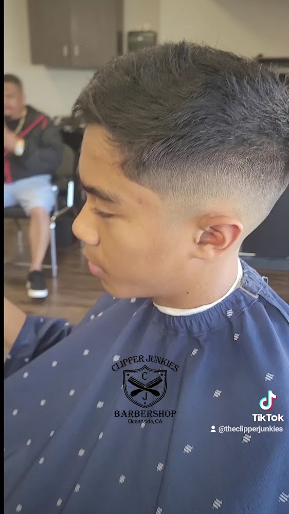 Clipper Junkies Barbershop view 4
