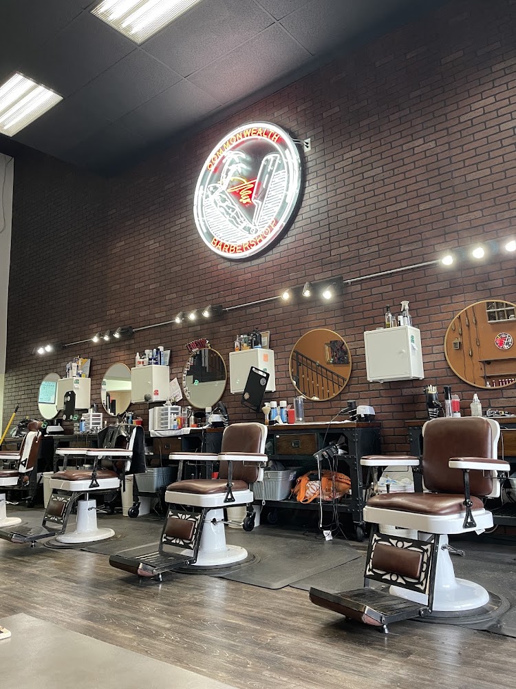 Commonwealth Barbershop view 3