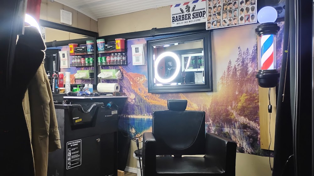 COSILION'S MOBILE BARBERSHOP® view 4