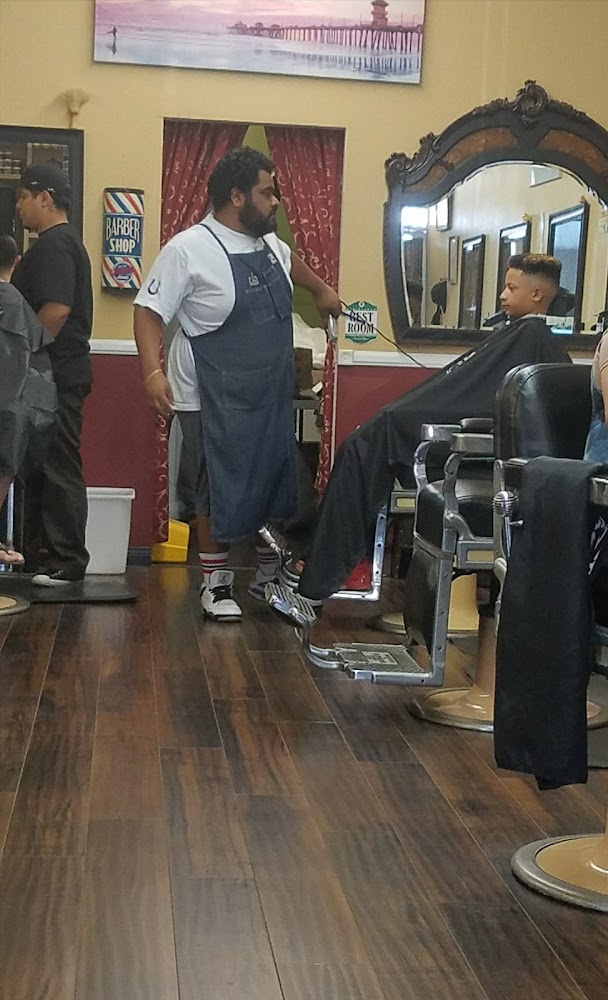 Crowns Barbershop view 5