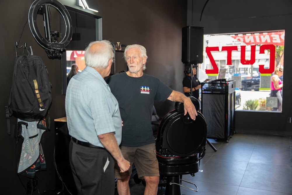Cutz on Main Barbershop view 5