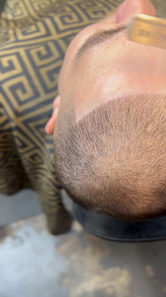 CW Barber Lounge view 5