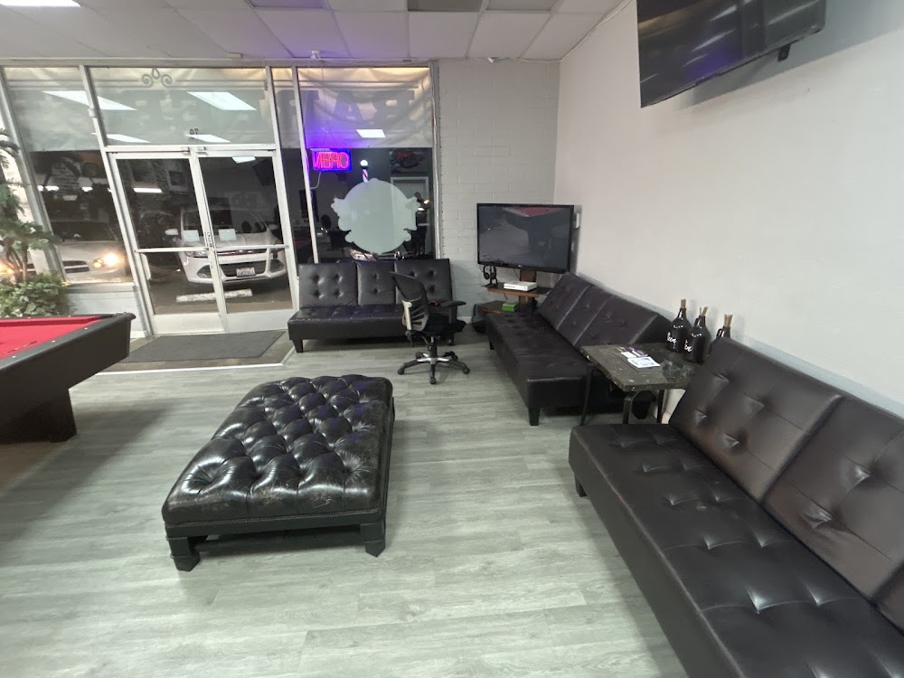 Danny’s Barbershop view 3