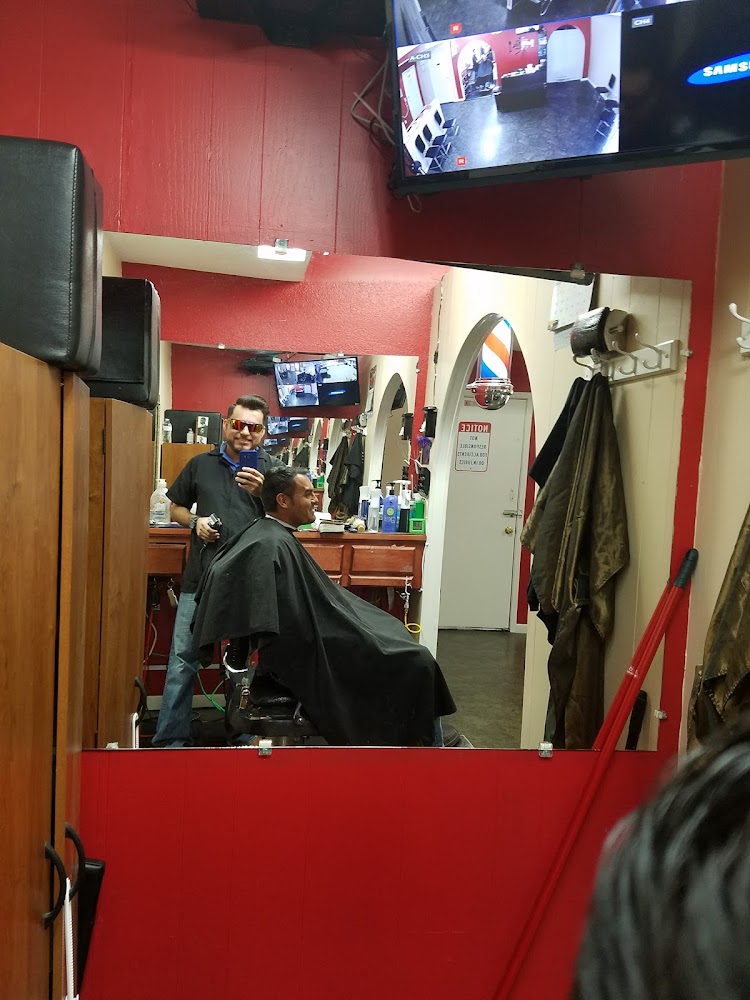 David's Barber Pro. view 2