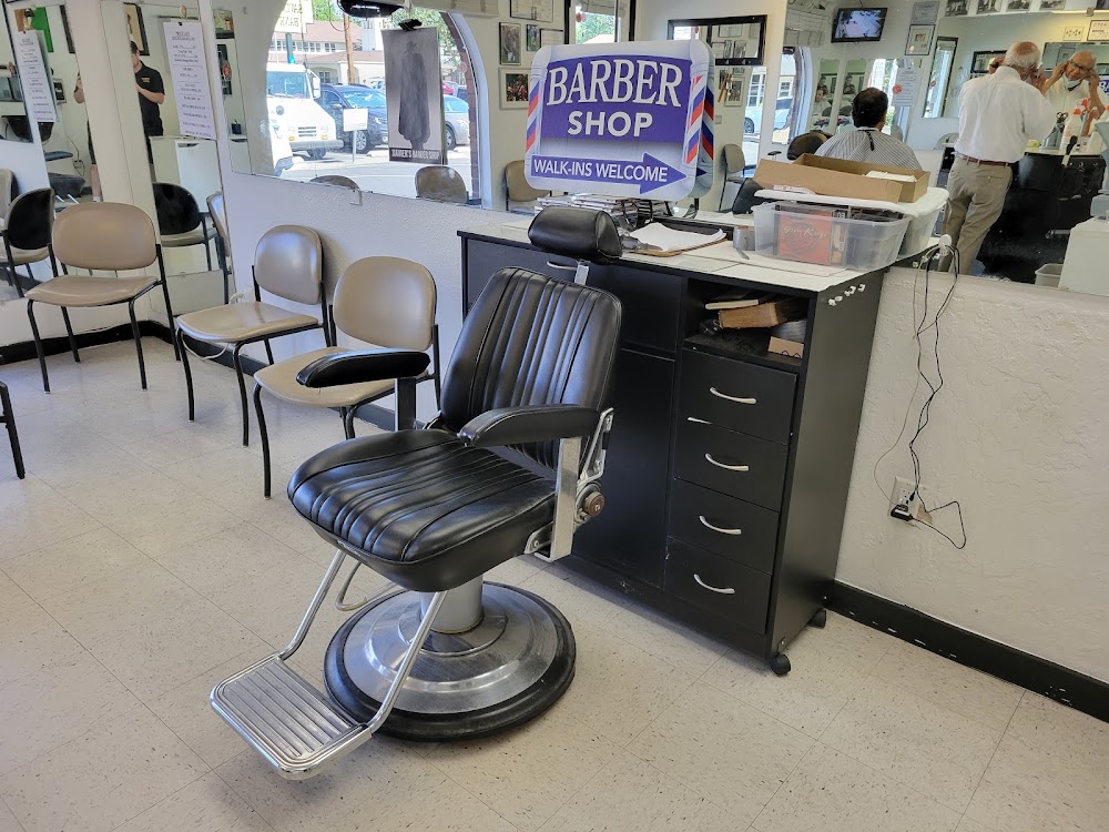 Debbie Vu Xavier’s barber and styling salon view 2