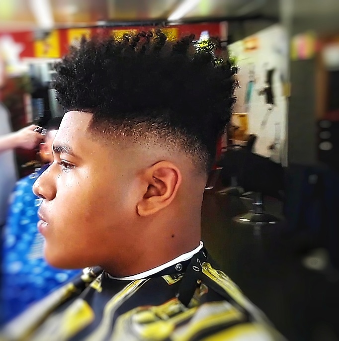 Dominic's Allstar Barbershop view 2