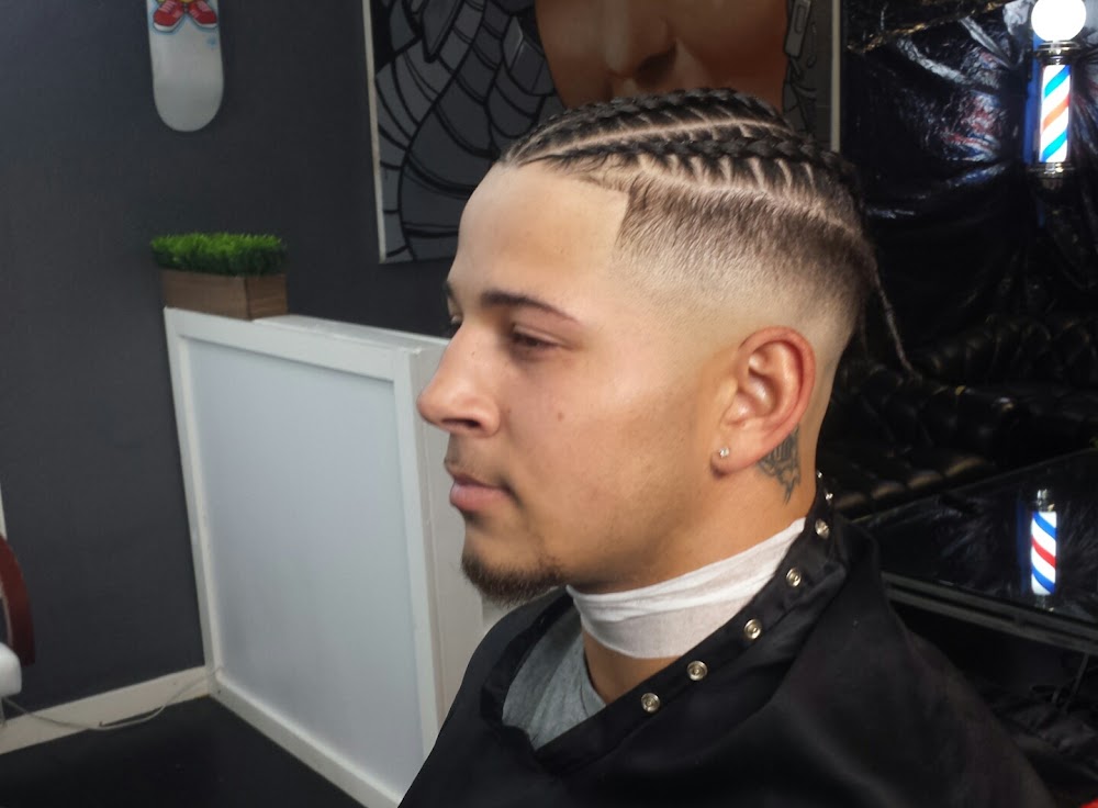 Dominic's Allstar Barbershop view 5