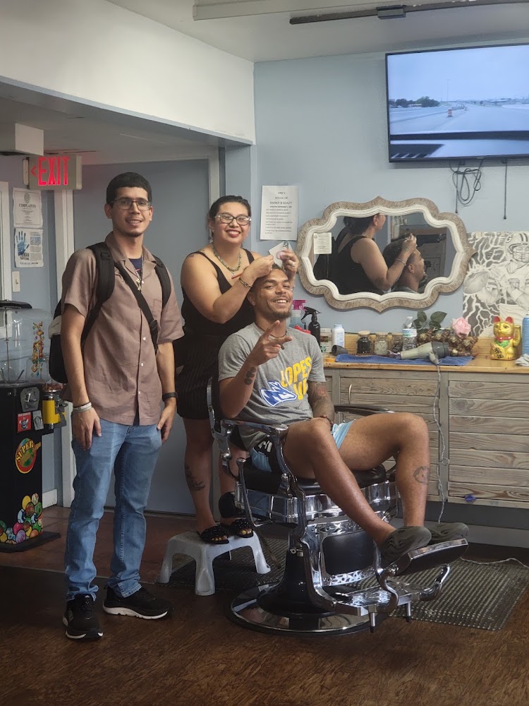 Dre's House of Barber and Beauty view 2