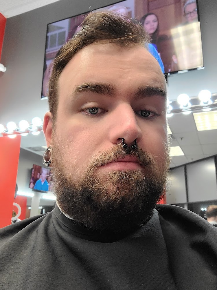 East Quarter Barber, Downtown Dallas, Texas view 5