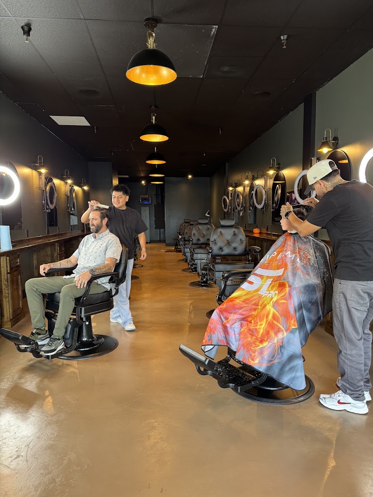 El Camino Barbershop primary photo