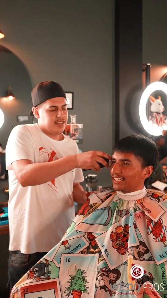 El Camino Barbershop view 2