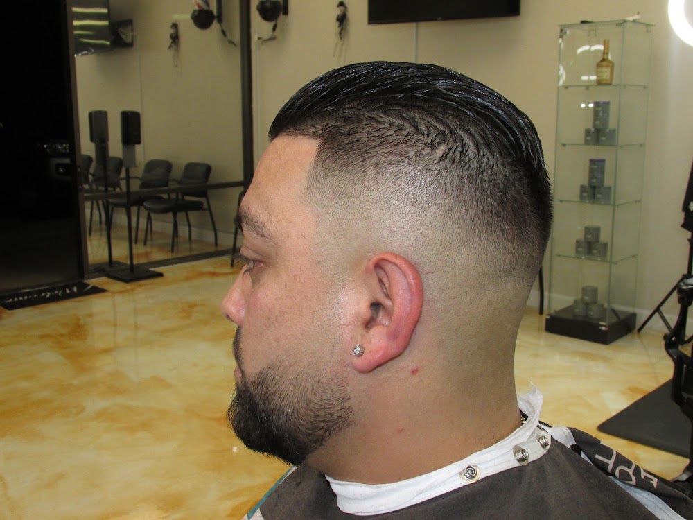 el mirage barbershop view 3