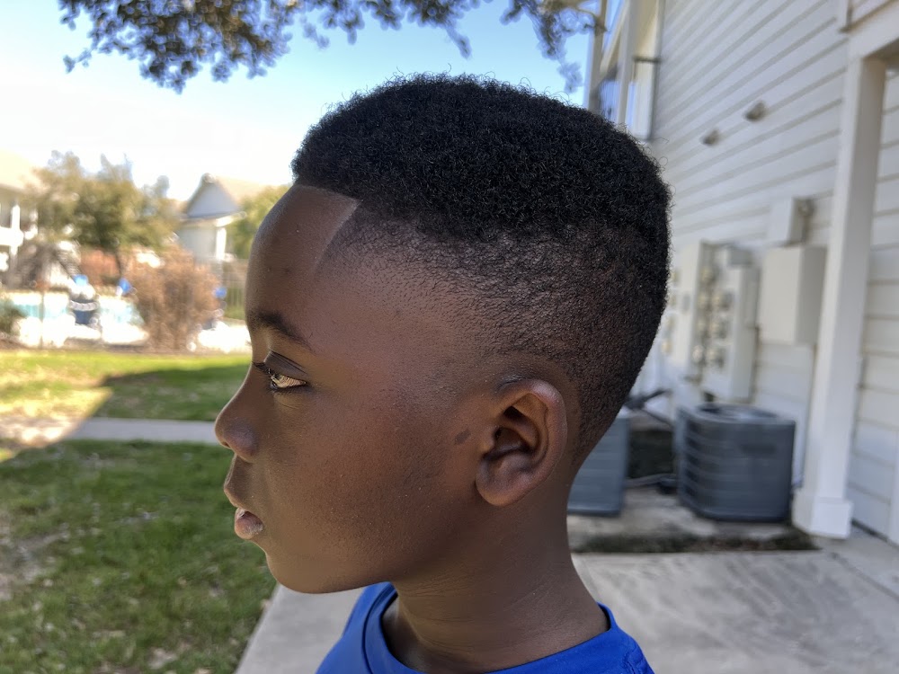 El Patio Barbershop view 5
