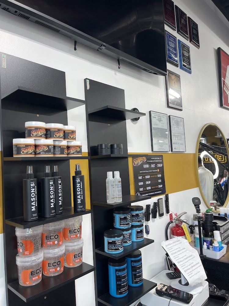 Elite Barbershop view 4