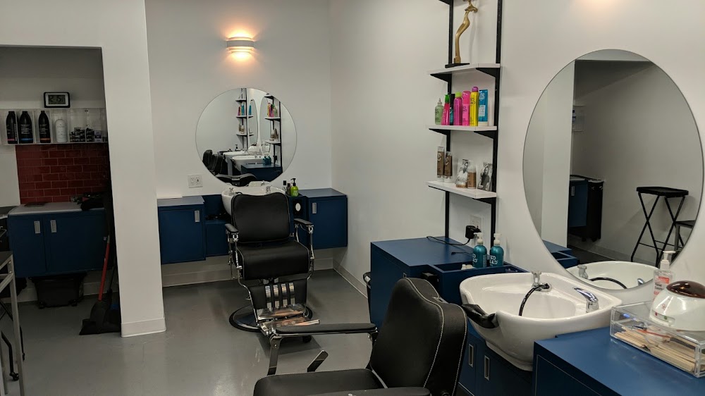 Emys Salon & Barbershop 💈 view 5