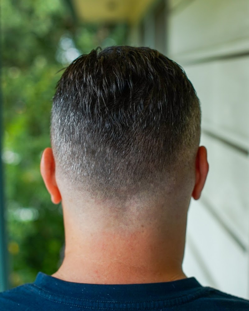 Ernie's Barber Shop view 5