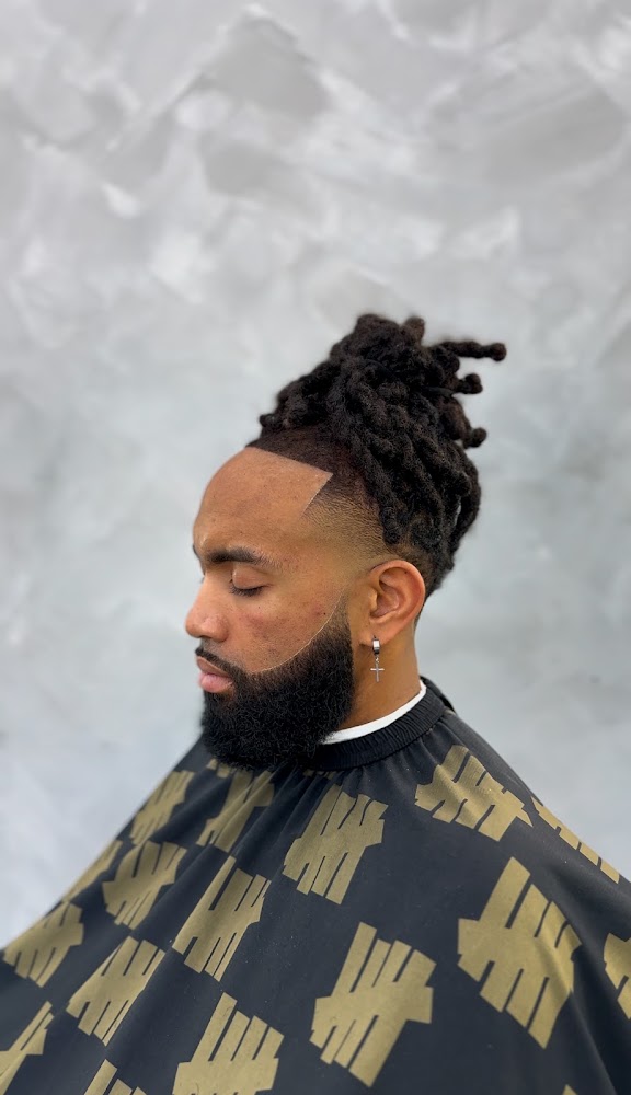 Excellence Barber Studio view 2