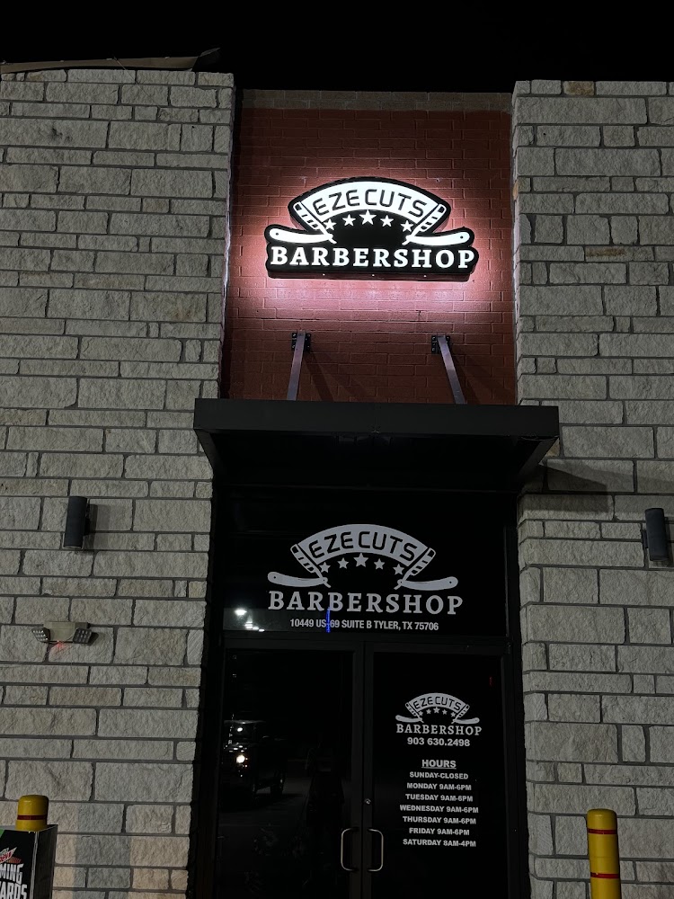 Eze Cuts Barbershop view 3