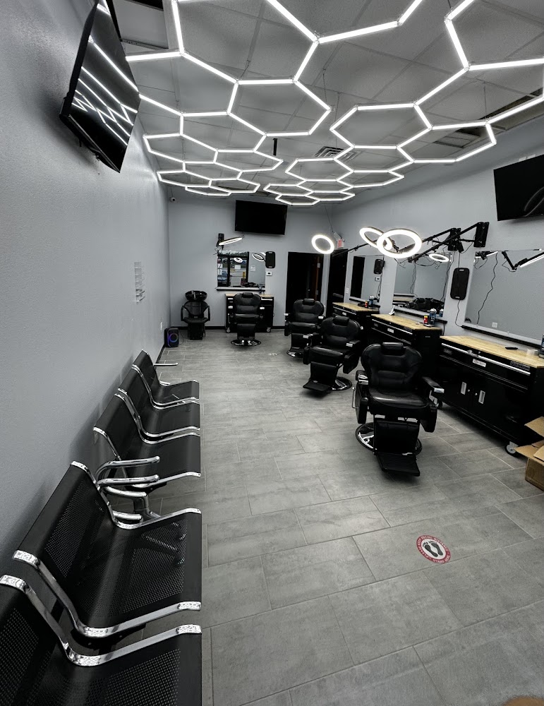 Eze Cuts Barbershop view 4