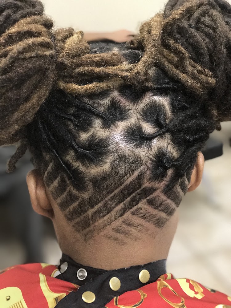 Fade Master Barber Studio (B.lyffe) view 4