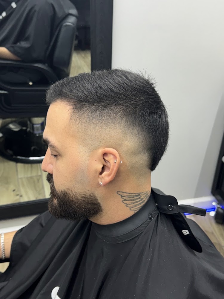 Faded barbers studio view 4